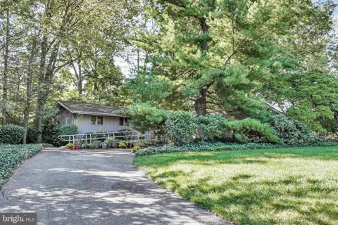 1734 COLONIAL MANOR DRIVE