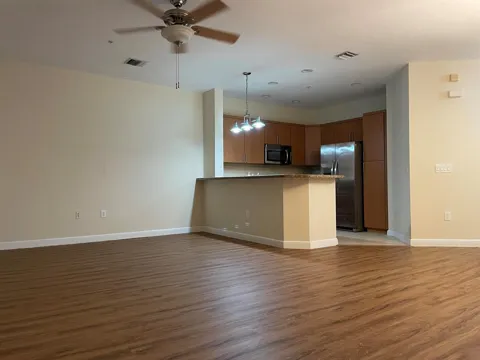2901 NW 126TH AVENUE #2-320