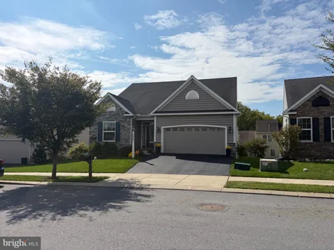 137 GOLDENFIELD DRIVE