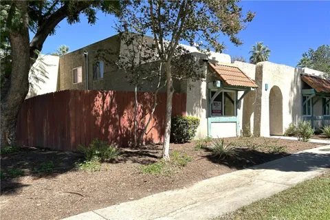 1326 Wheaton