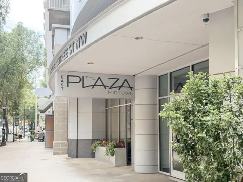 950 W Peachtree ST NW