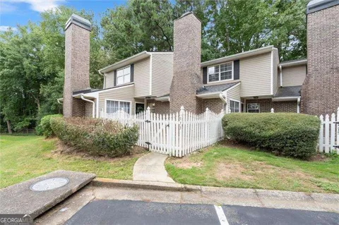 573 Picketts Bend CT