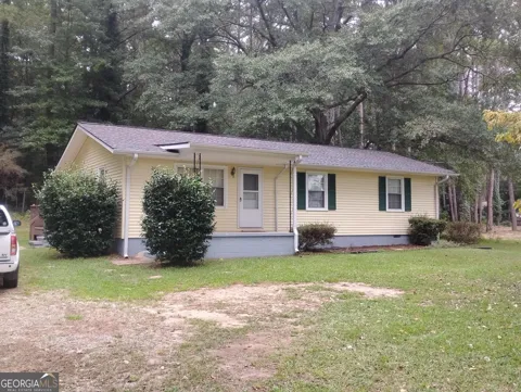 710 E Lanier AVE