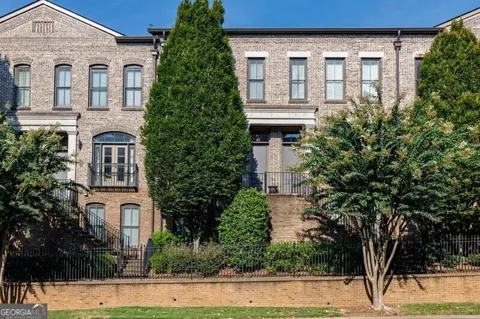 3574 Roswell RD NW