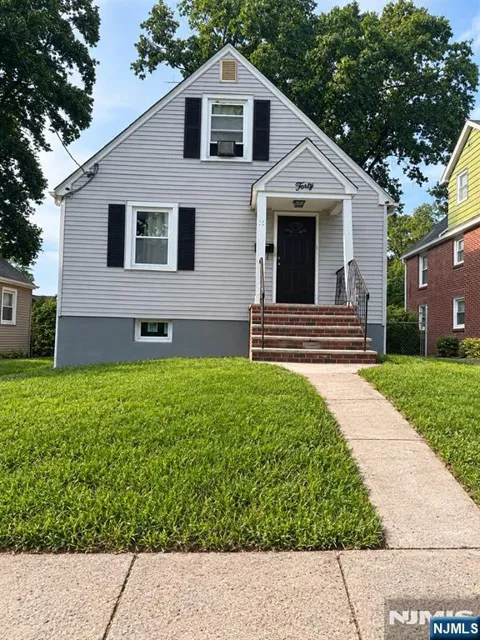 40 Seminole Avenue
