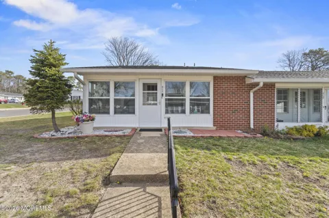 874 Balmoral Court