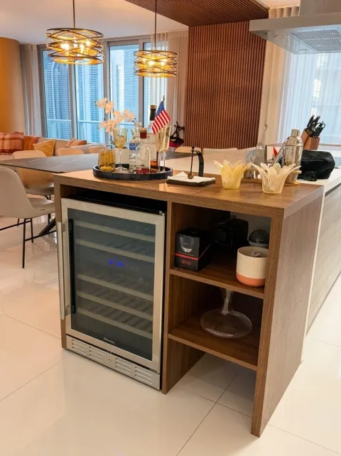 330 Sunny Isles Boulevard #5-2407