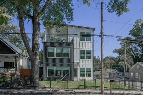 1064 Mcdaniel Street SW