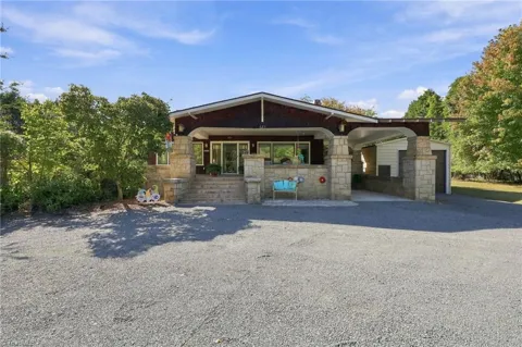 637 Stokesburg Road