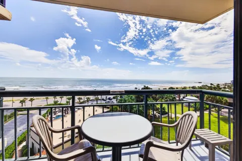 5220 Seawall Boulevard #737D