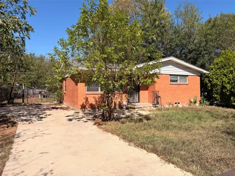 8109 Burroaks Drive