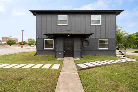 2815 Wesley St Street