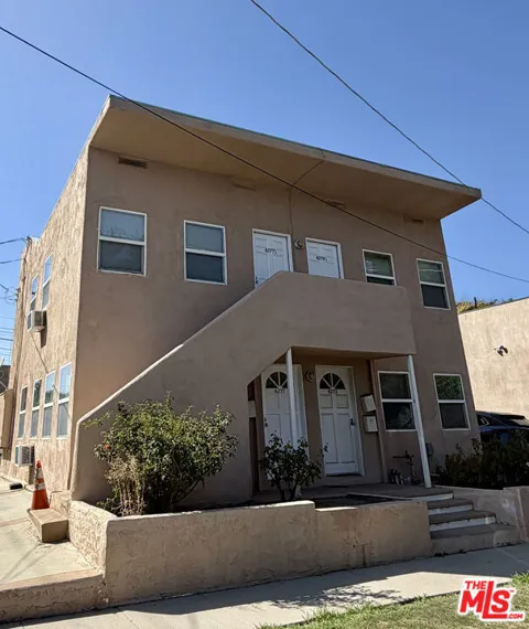 4277 Colbath Avenue