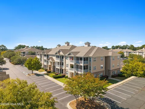 235 Woodlands Way #Unit 19