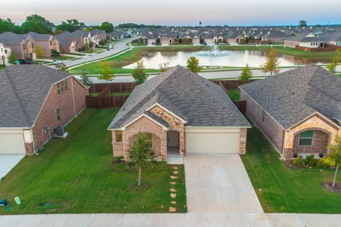 3312 Swift Fox Way