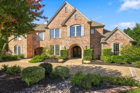 404 Alexandria Circle