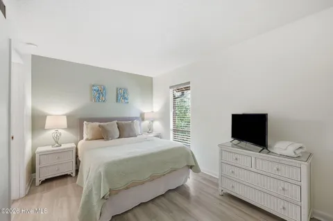 10 Pine Tree Road ## 211