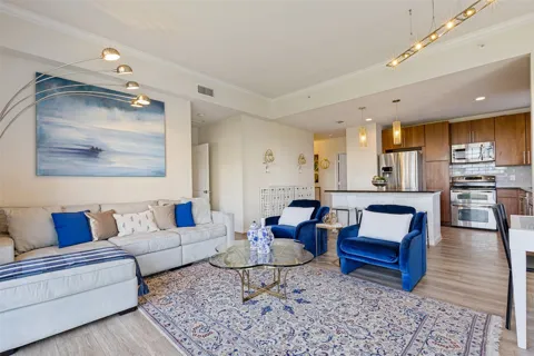 3225 Turtle Creek Boulevard #548