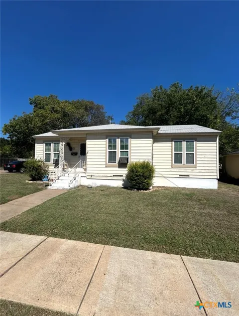 901 Nolan Avenue