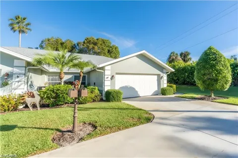 1704 Royal Circle #602