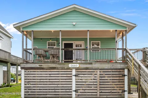 2660 Island Drive