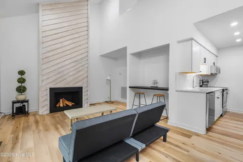 17 Foxfire Boulevard #Unit 304