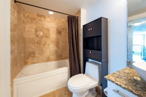 41 SE 5th Street #1315