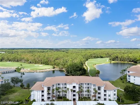 Arbor Lakes Court #433