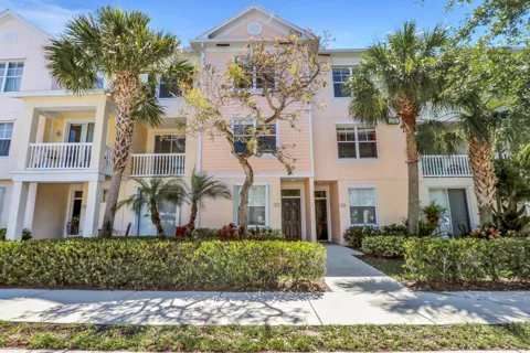 255 Murcia Drive #203
