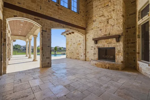1105 Excalibur Boulevard