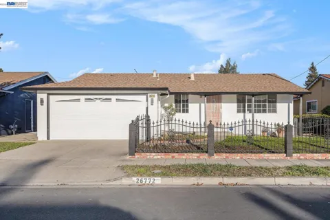 26772 Peterman Ave