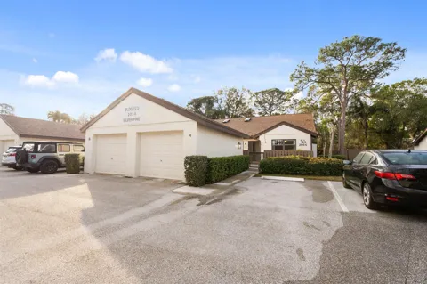 2054 SW Silver Pine Way #123H