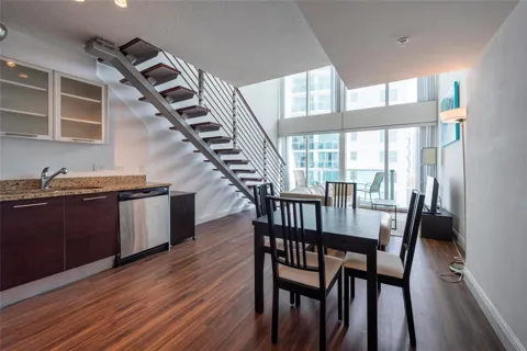 41 SE 5th Street #1315