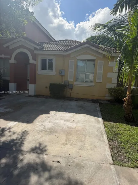 124 SW 16th Ave