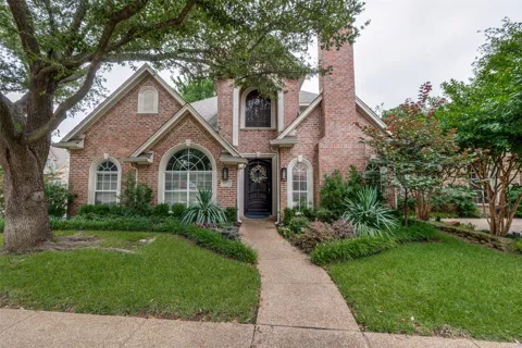 9352 Stratford Way
