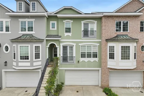 35 Hidden Pointe Drive