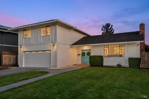 1620 Caulfield Lane