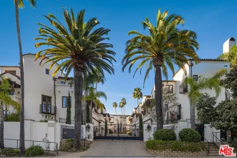 11937 W Sunset Boulevard #4