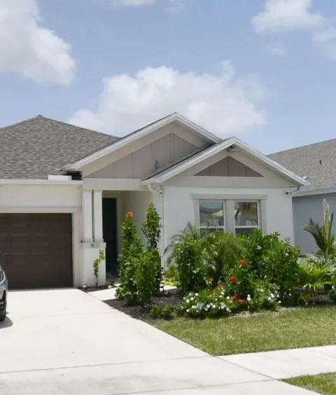 545 SE Ranch Oak Circle