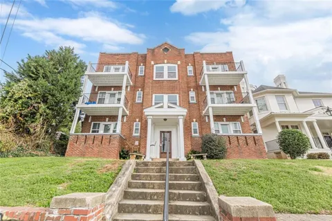 373 Moreland Avenue NE #108
