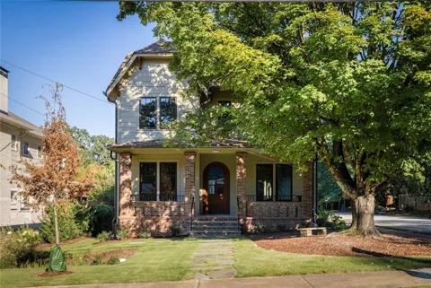 545 Page Avenue NE