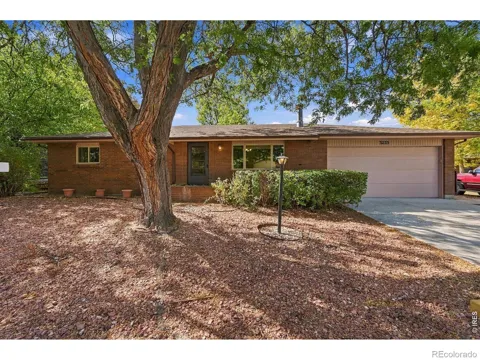 3233 Hawthorn Drive
