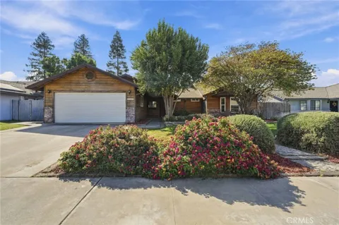 2149 W Della