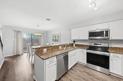 2211 S Kirkwood Road #1