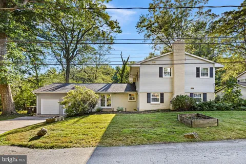 4 CLIFFE DRIVE