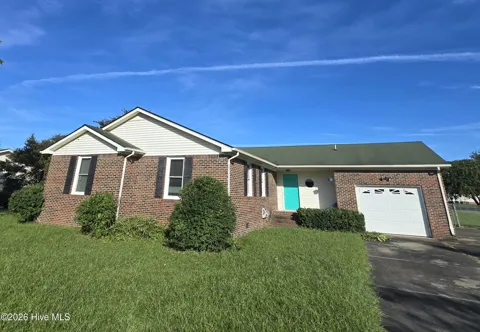 1124 Chestnut Drive