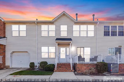 197 Barclay Court