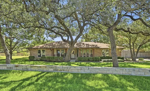 810 Pine Siskin Drive