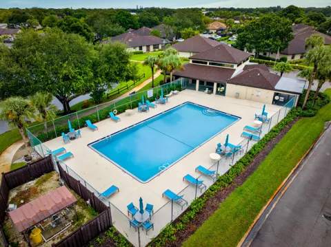 1435 Captains Walk