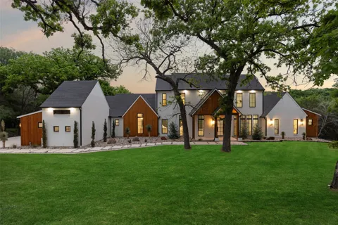 700 Cactus Rio Drive